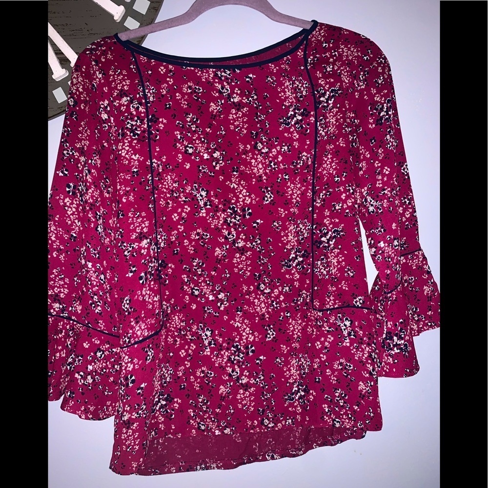 Loft wine colored floral blouse size XS petite